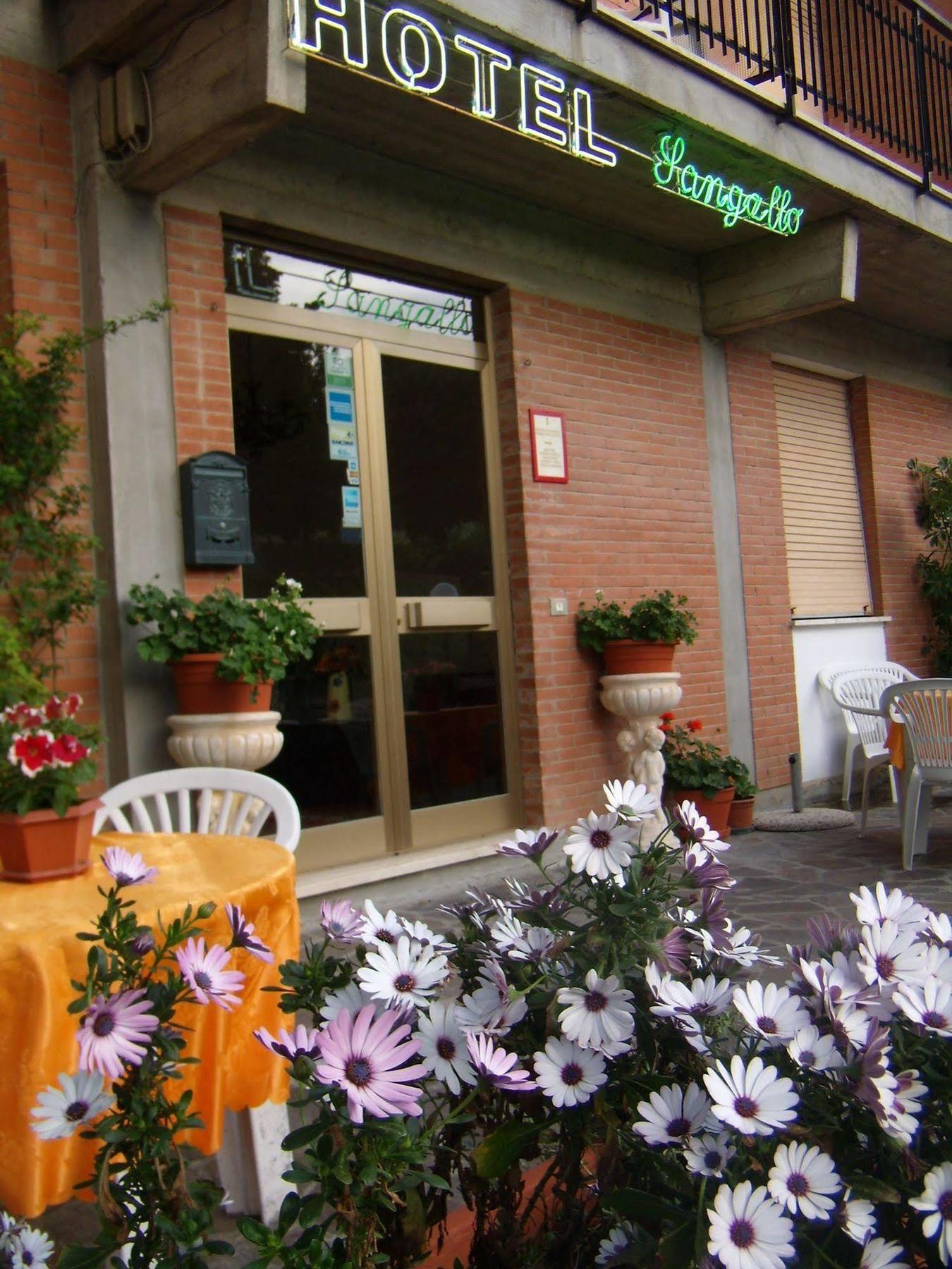 圣加罗酒店 Montepulciano Stazione 外观 照片